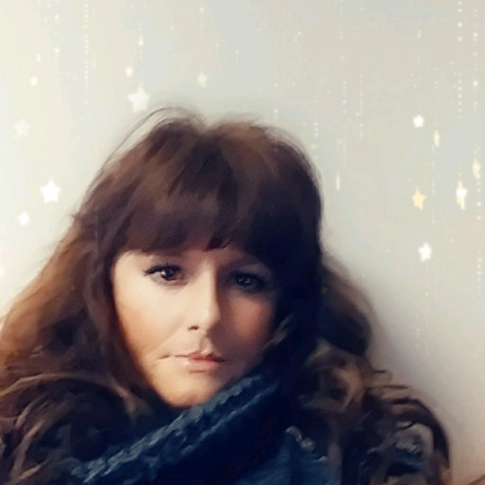 Meet your Posher, Carla